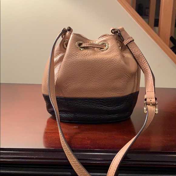 Michael Kors Tan & Black Crossbody Bag - Picture 3 of 5